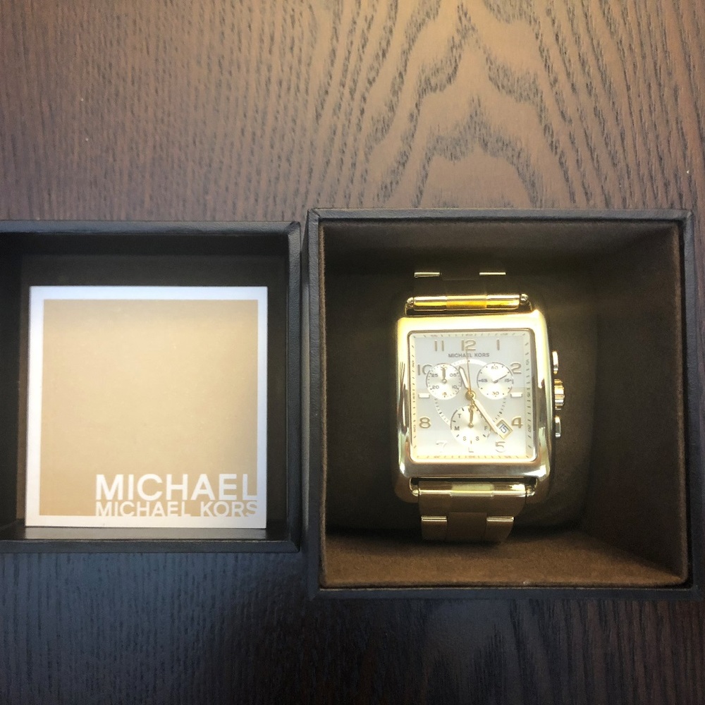 Michael Kors Gold Watch MK-5436 in Stainless Steel